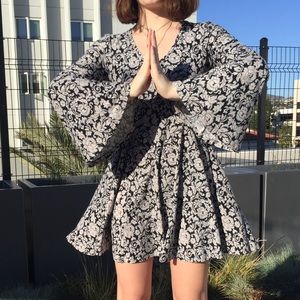 Floral bell sleeve dress